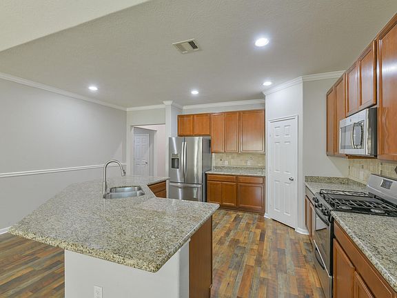 5th image of 4314 Palestine Cove Ln