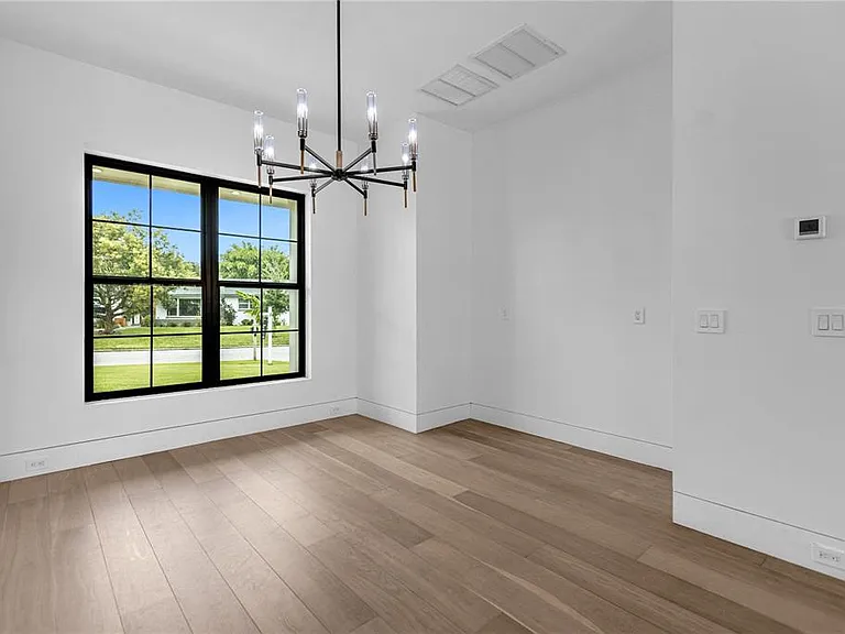 1814 Barker Dr — Photo 32