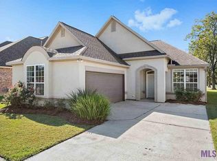 10022 Rose Pine Ln, Baton Rouge, LA 70809