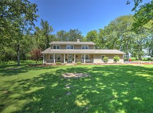 8090 Fort Daniel Rd, Decatur, IL 62521