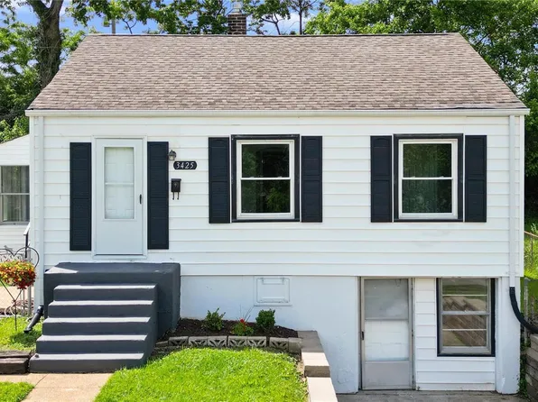 3425 Saint Williams Ln, Saint Ann, MO 63074