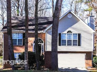 713 Maple Ln, Lawrenceville, GA