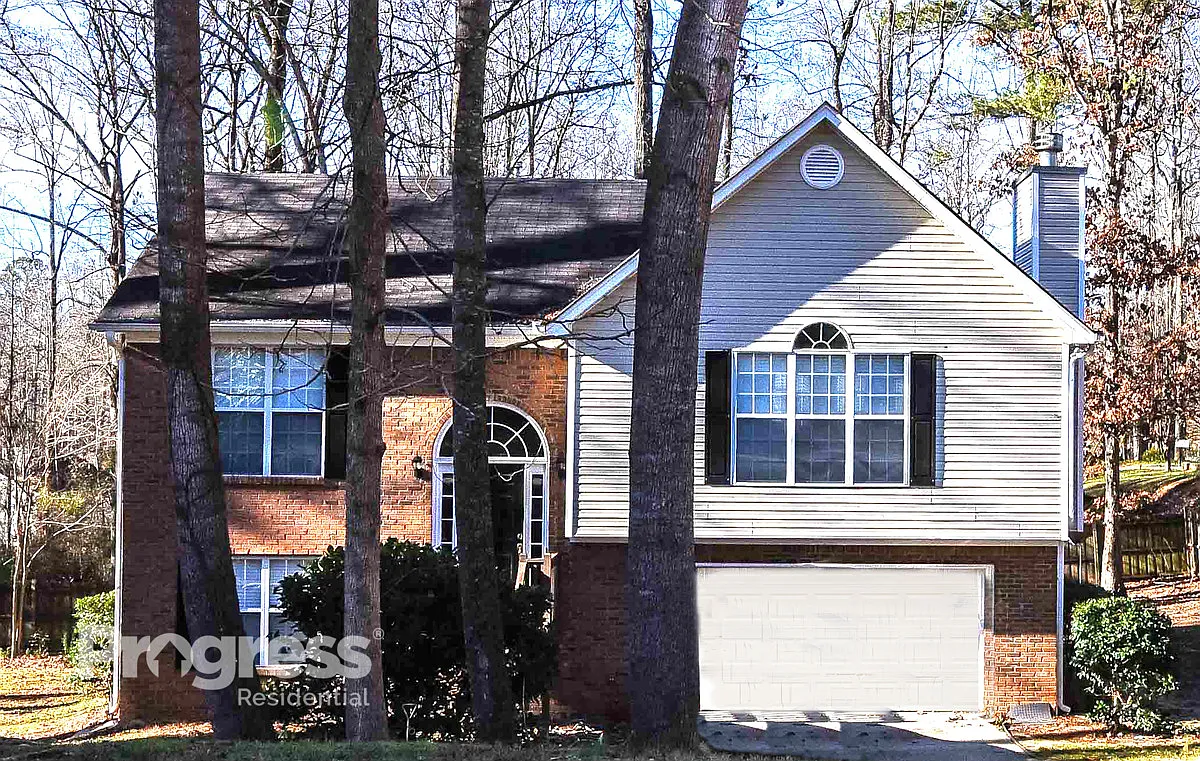 713 Maple Ln photo 1