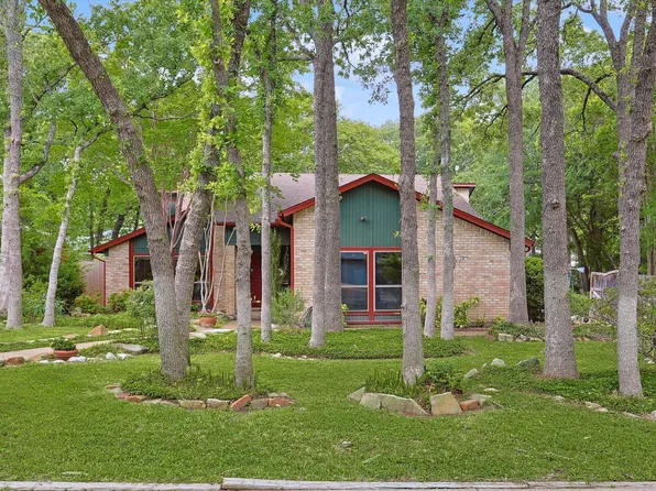 2329 Bluebird Ct, Grapevine, TX 76051