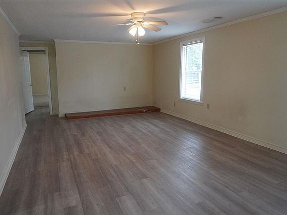 5th image of 412 W Nazro St