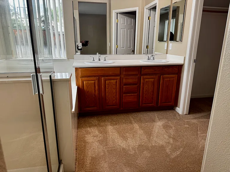 2706 Serene Ct — Photo 28