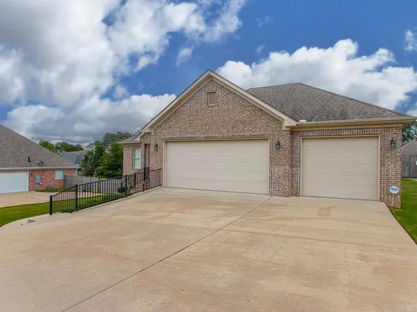 315 Cedar Dr, Bryant, AR 72022