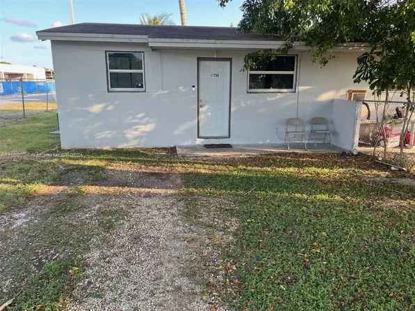 11750 SW 212th St, Miami, FL 33177