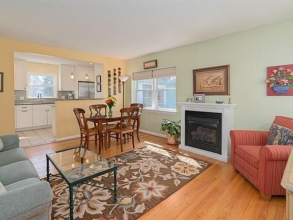 4th image of 1904 Crestland Dr