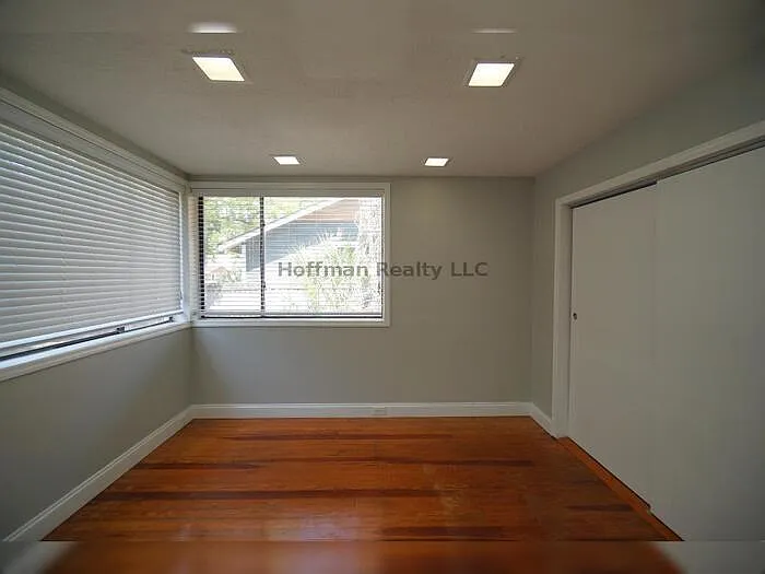 916 E 25th Ave — Photo 20