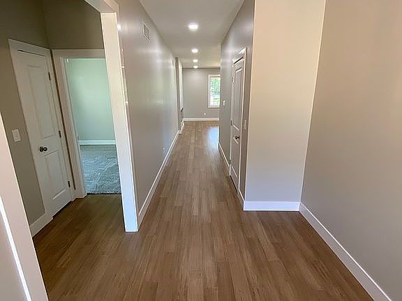2nd image of 2711 27th St
