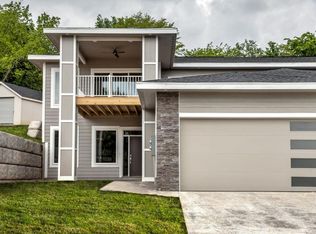 335 Hillcrest Rdg, Montezuma, IA 50171