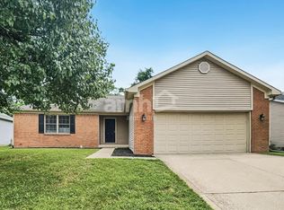1207 Meadowood Dr, Danville, IN 46122