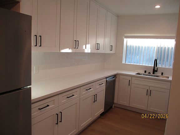2nd image of 3221 Altura Ave APT 3