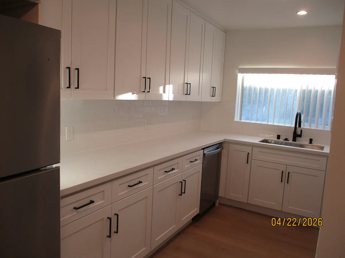 Building Photo - 3221 Altura Ave #3