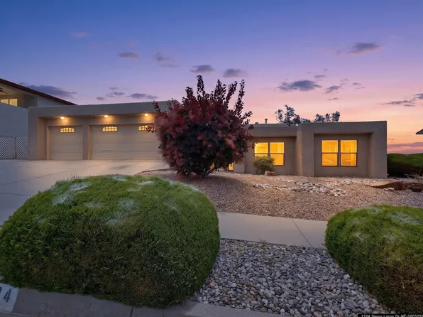 1224 Sierra Larga Dr NE, Albuquerque, NM 87112