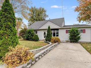 15 Roland Pl, Hazlet, NJ 07730