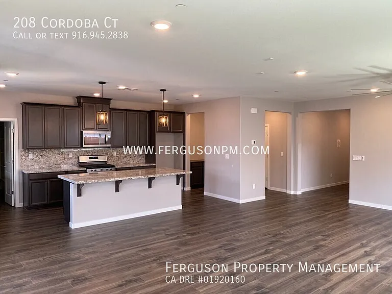208 Cordoba Ct — Photo 6