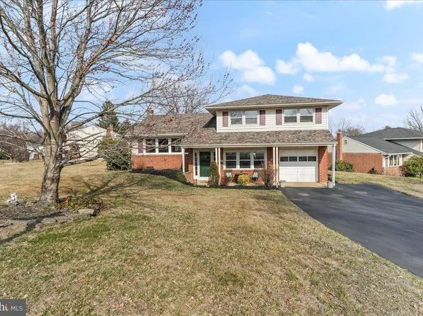 2619 Fogg Ln, Wilmington, DE 19808