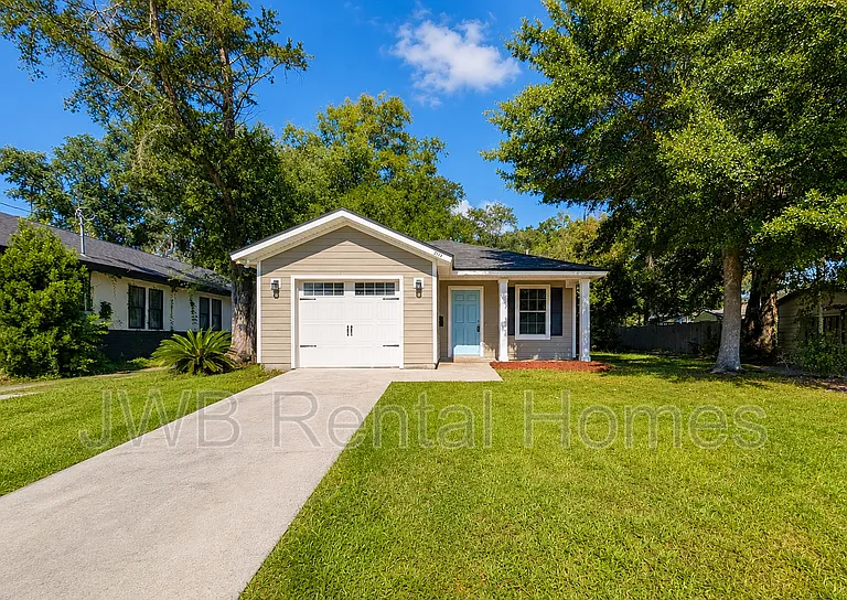 2216 White Ave — Photo 14