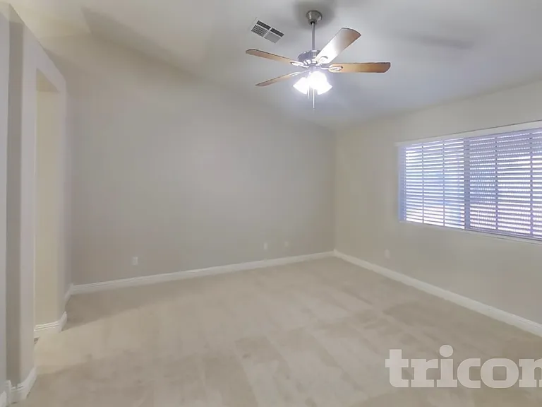 6310 Maxwood Ct — Photo 9