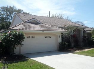 5730 Stone Pointe Dr, Sarasota, FL 34233