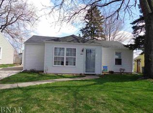3012 Robert St, Bloomington, IL 61704