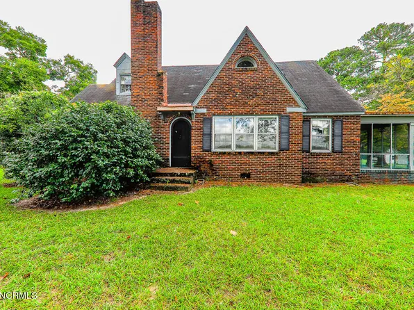 500 Madam Moores Lane, New Bern, NC 28562