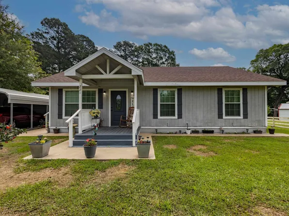 221 County Road 2154, Quitman, TX 75783