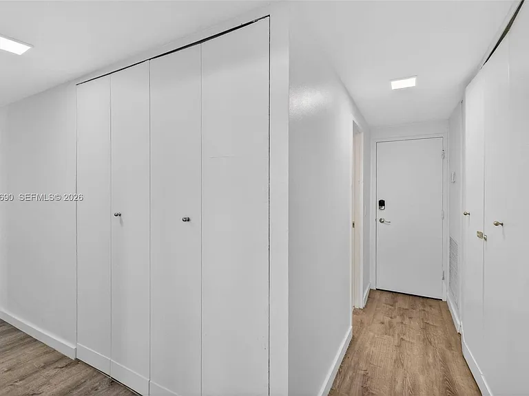 7441 Wayne Ave #8J — Photo 18