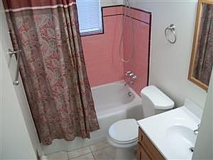 3rd image of 329 S 38th St