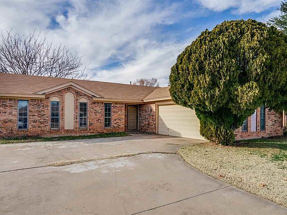 2nd image of 4706 Priscilla Ln