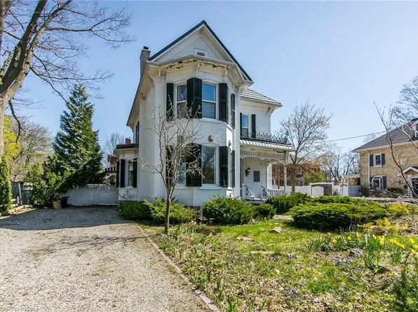 469 Duke St, Cambridge, ON N3H 3S9