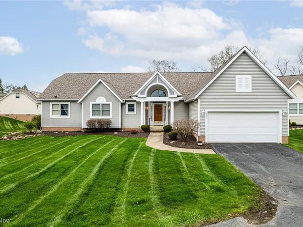 204 Blackstone Cir, Wadsworth, OH 44281