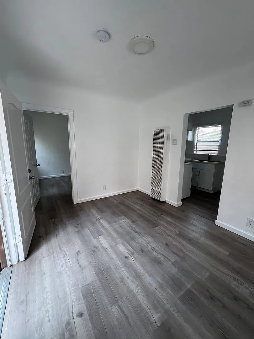 1 bed, 1.0 bath, 500 sqft, $1,370 — Photo 4