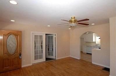2nd image of 5949 Roanoke St