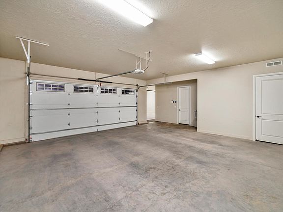 4th image of 2704 E 1300 South Cir