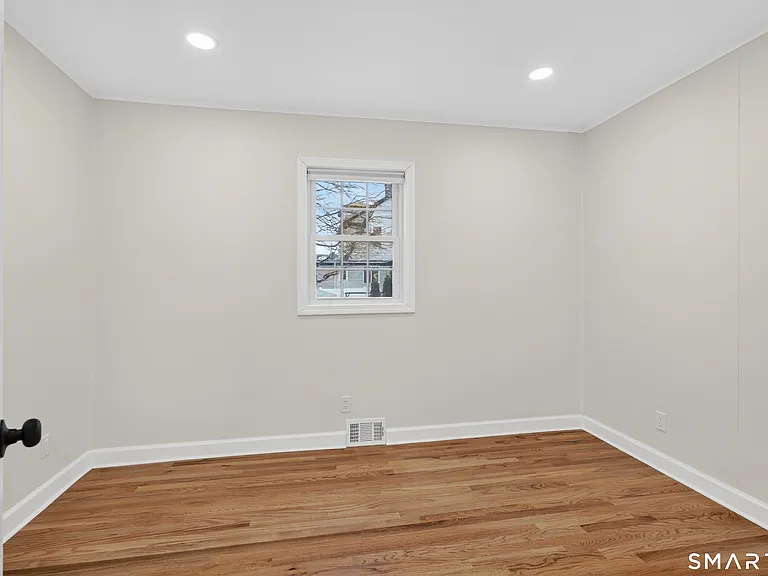 195 Laurel Pl — Photo 7