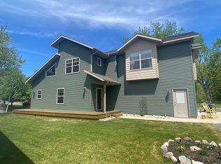 8449 W Jay Dr, Mears, MI 49436