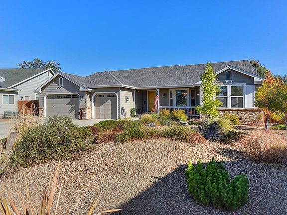 3rd image of 389 Silksworth Ln
