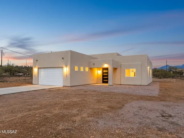 1803 Japon Ct, Rio Rico, AZ 85648