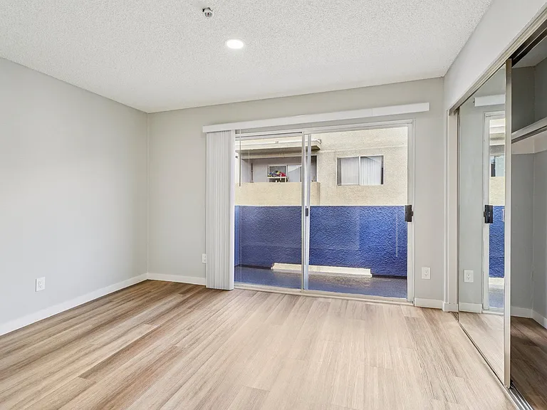 Windfaire Apartments — Photo 20