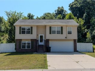 121 Valley Way, Saint Robert, MO 65584