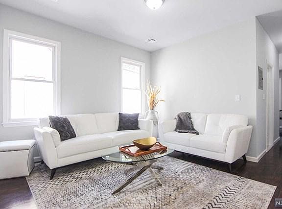 3rd image of 266 Schley St #268
