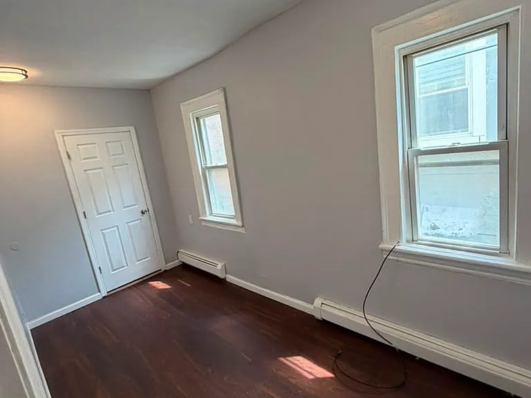 326 Grand St #2F — Photo 6