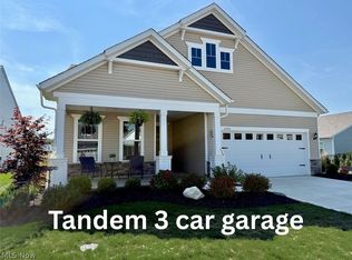 23551 Saint Andrews Dr, Columbia Station, OH 44028