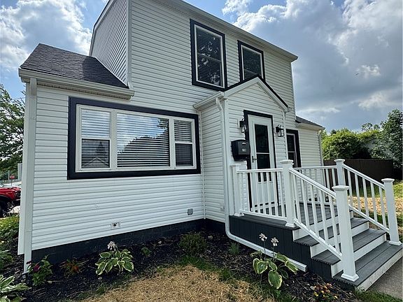5th image of 3706 Fargo Dr