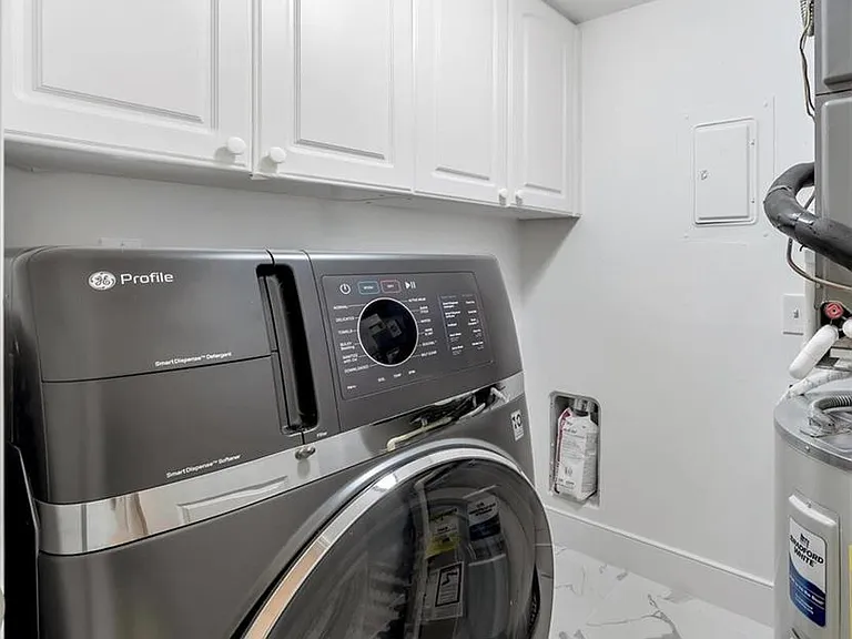 222 Harbour Dr #114 — Photo 22