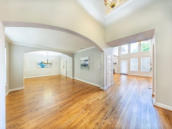 3rd image of 3601 Dripping Springs Dr