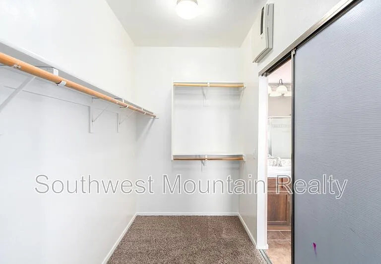 41261 W Laramie Rd — Photo 23